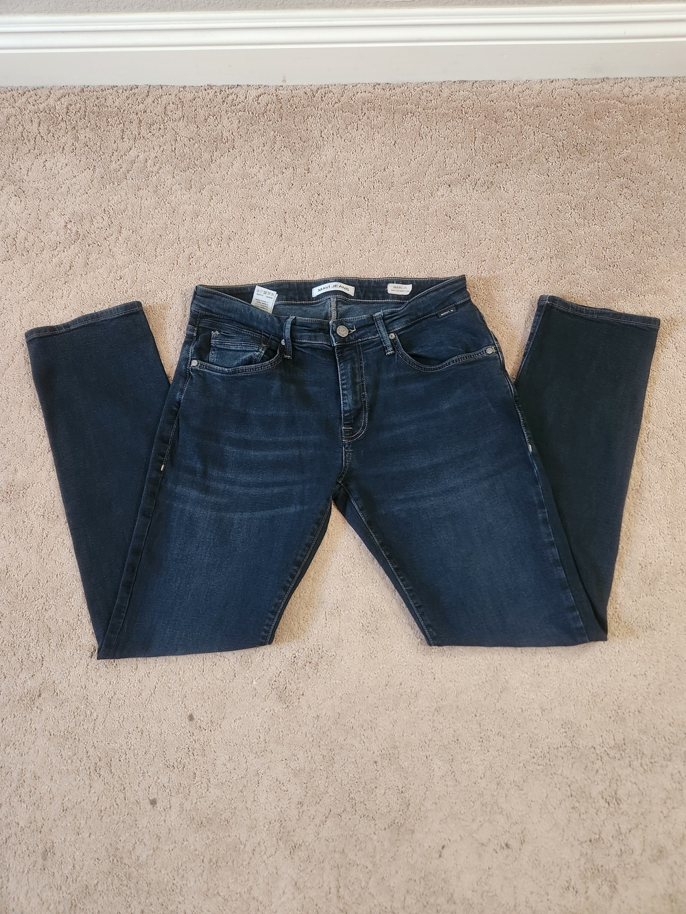 Mavi Men’s Marcus Dark Wash Slim Straight Denim Size: 32x32